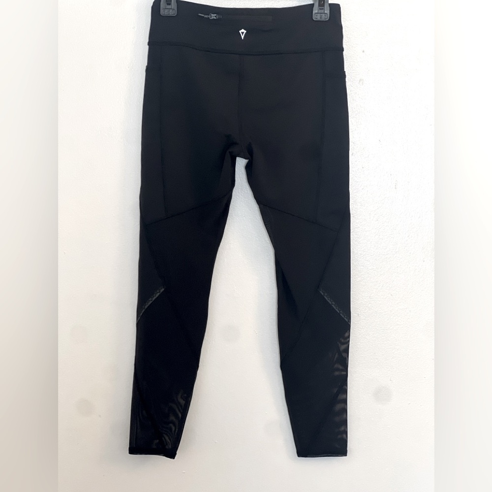Ivivva Black Leggings with Zipper Detail - Picture 3 of 7